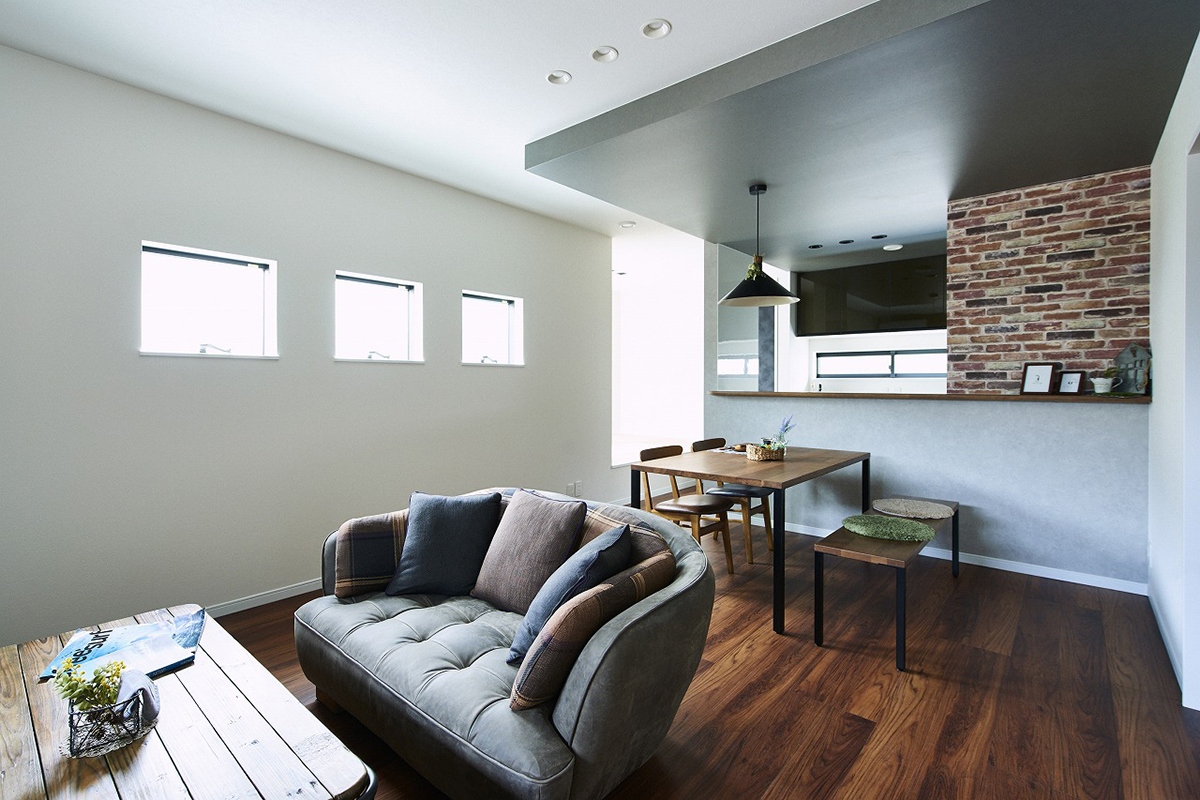 素材感と個性が調和する、デザインハウス